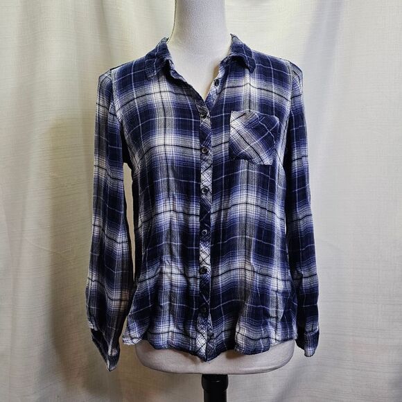 Westport 1962 Blue Flowy Plaid Button Down Shirt Size Small - Picture 1 of 8